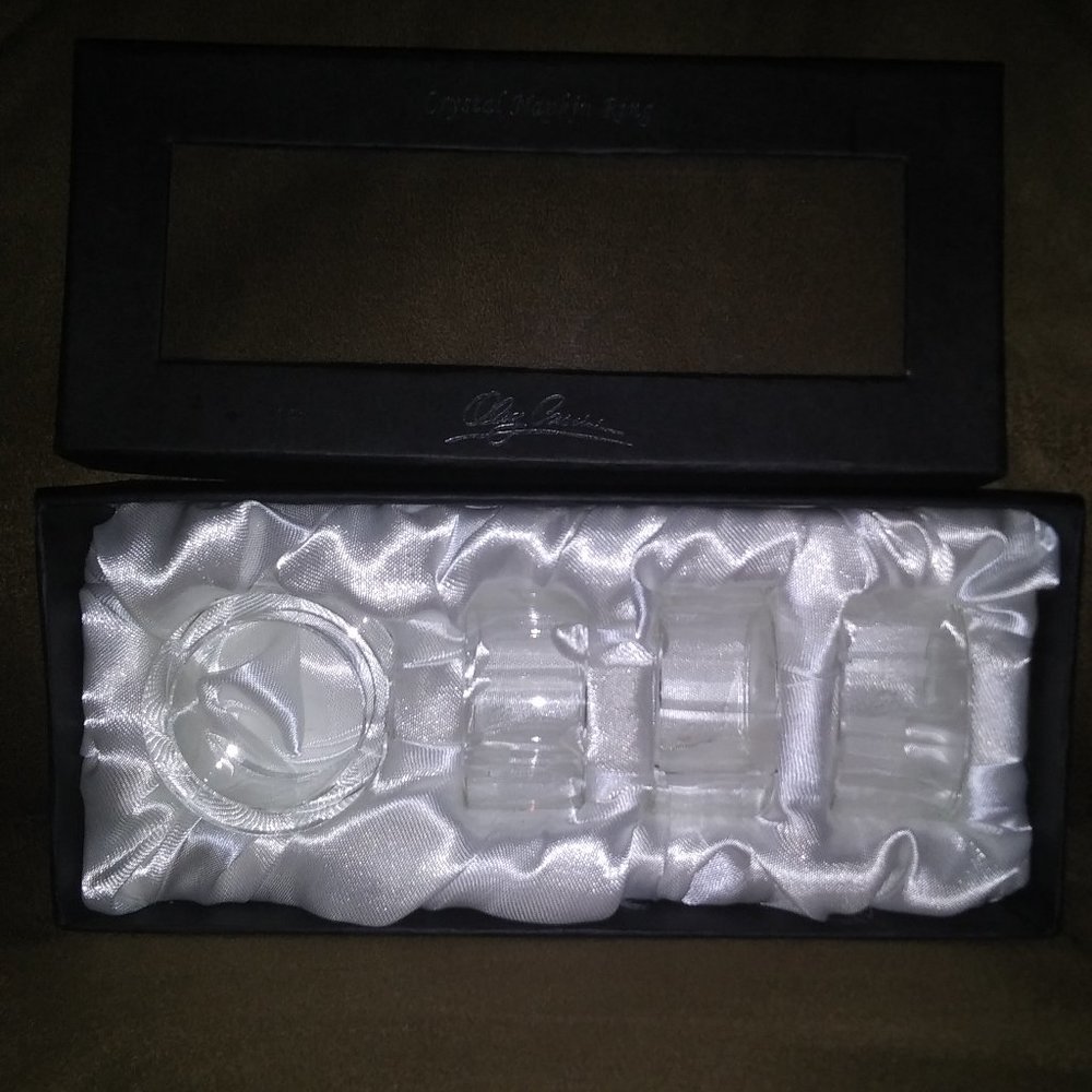 Crystal Napkin Rings - Picture 2 of 3